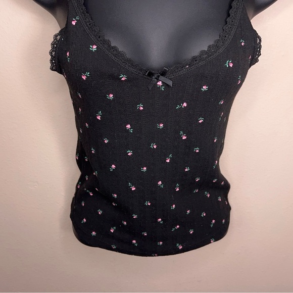 Small Divided H&M Black Floral Crop Top Tank Pink Green Ribbed Lace Trim Stretch - Picture 9 of 13